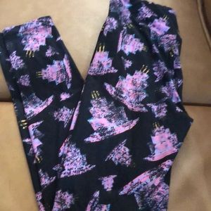 Lularoe Birthday Cake Leggings
